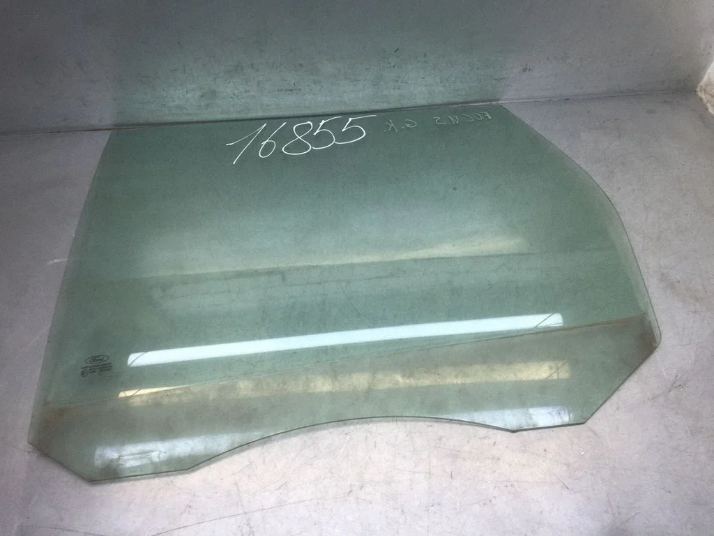 Rear door window glass 43R001057