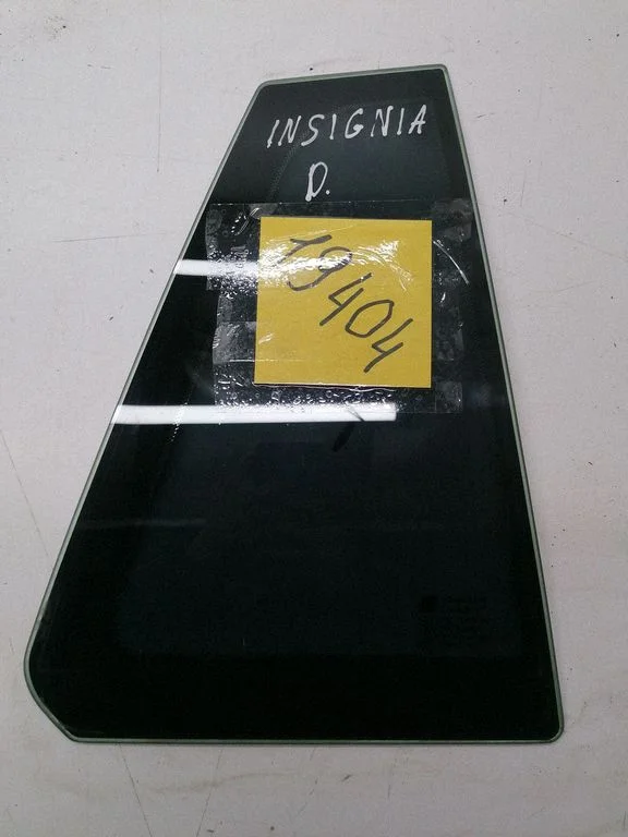 Rear vent window glass – Opel Insignia A (2008-2017)