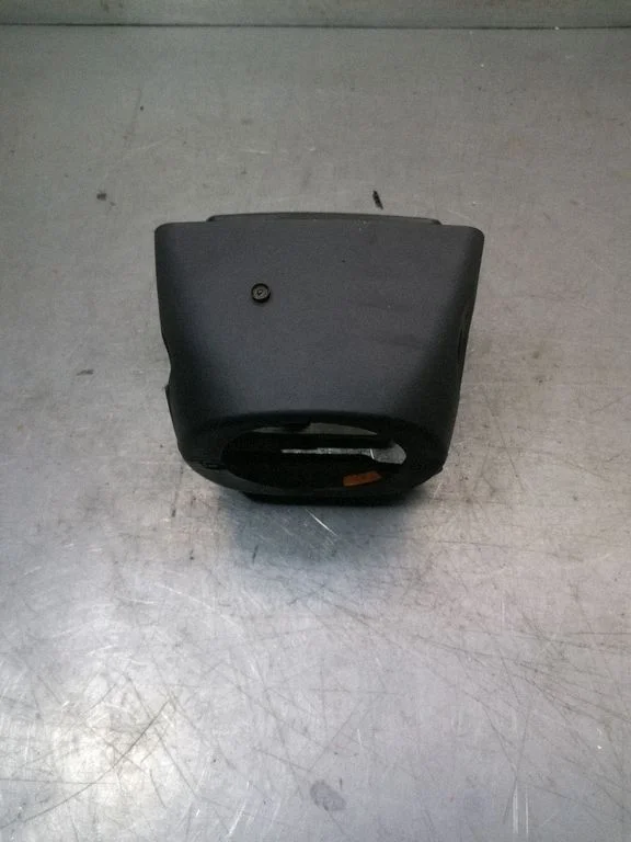 Steering wheel column trim – Opel Meriva A (2003-2010)
