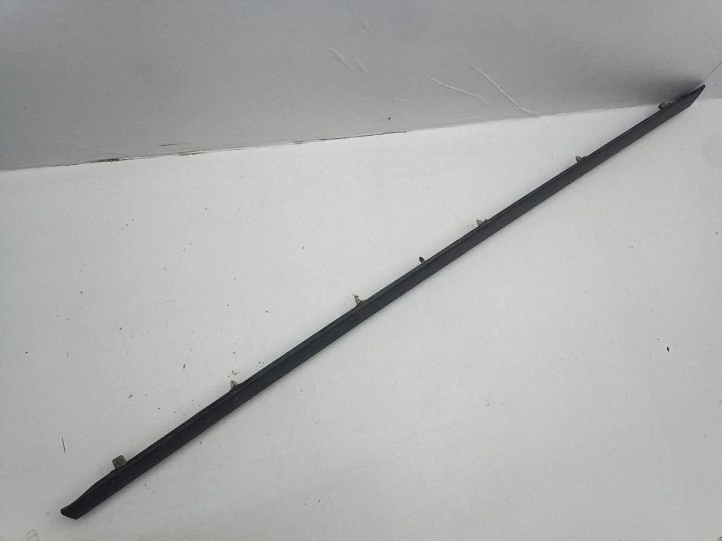 Front door trim (molding) 30661448