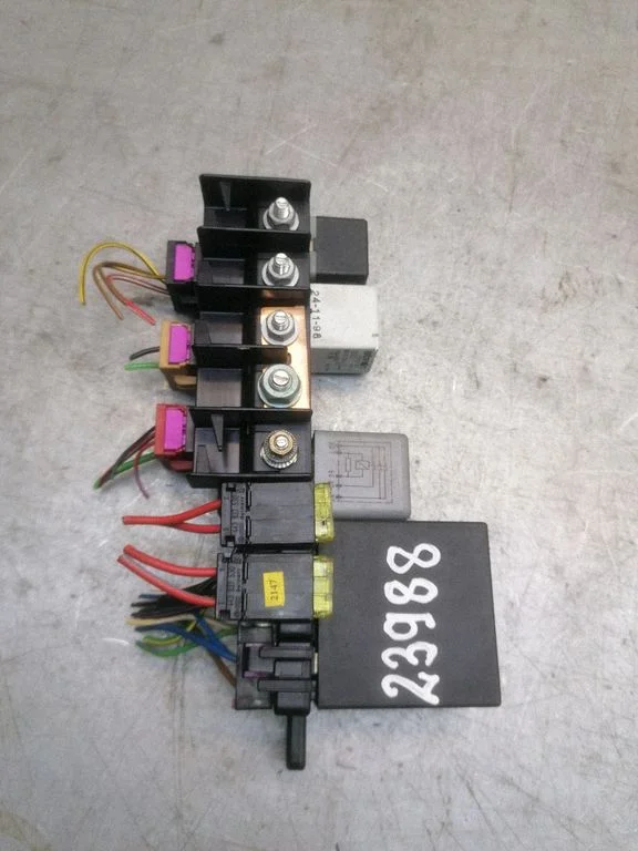 Fuse module 8L0941822A