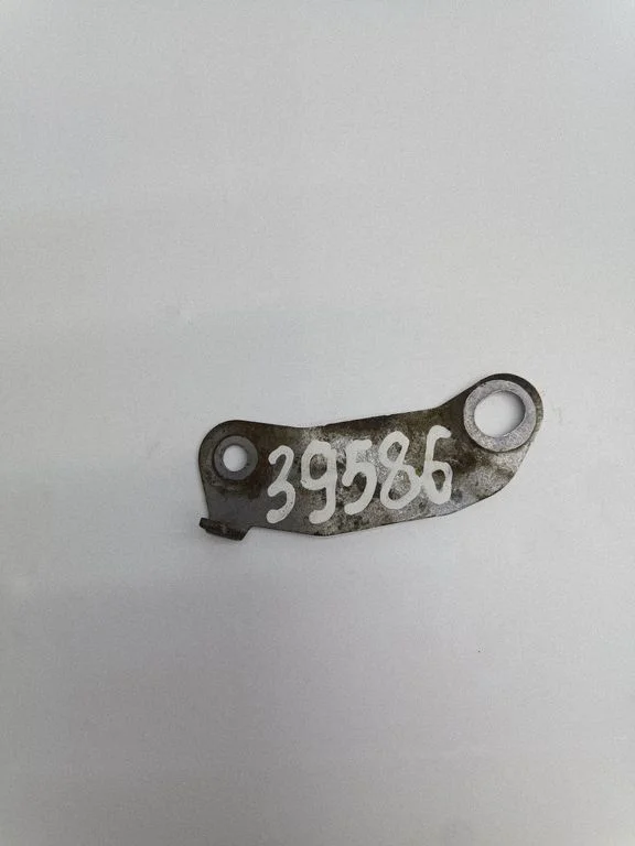 Kita variklio skyriaus detalė