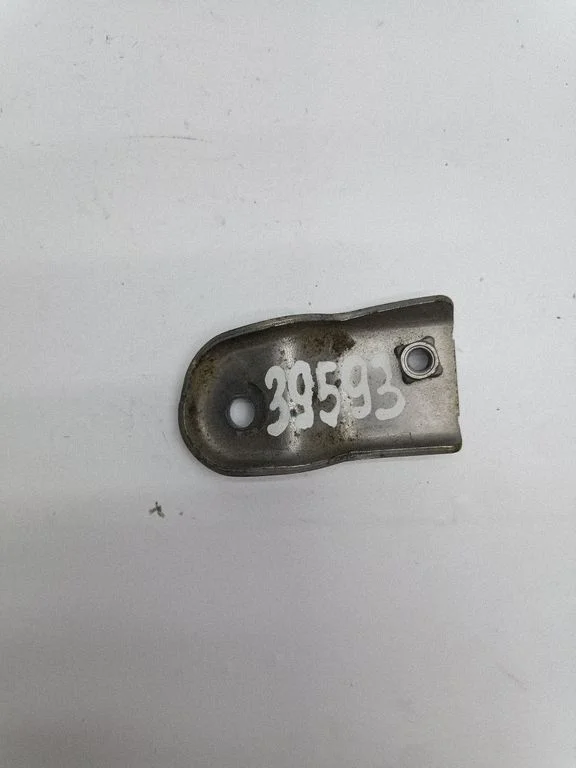 Kita variklio skyriaus detalė