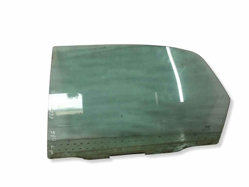 Rear side window 43R001105