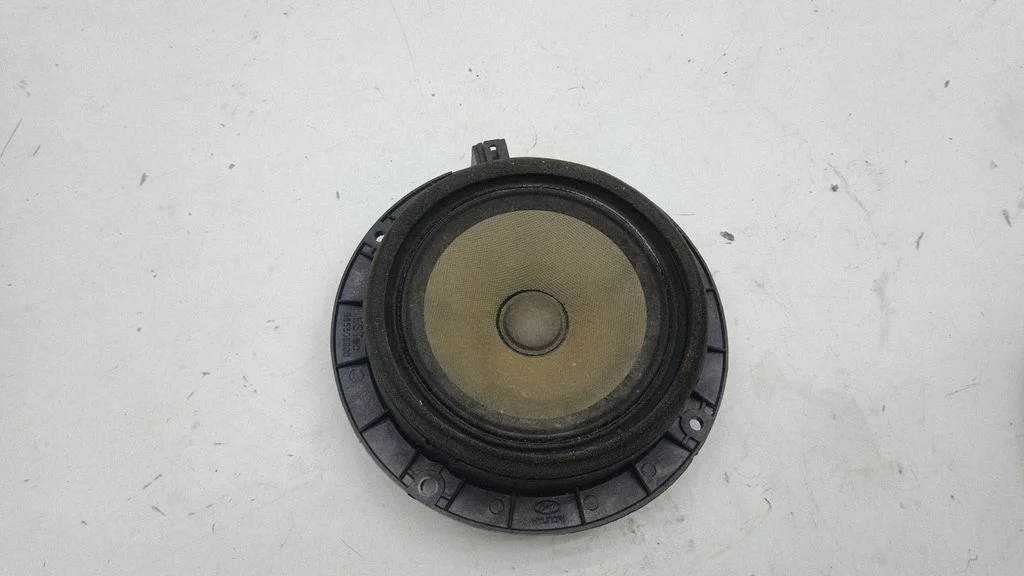 Rear door speaker 963302H000