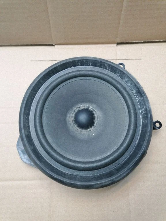 Rear door speaker 8E0035411
