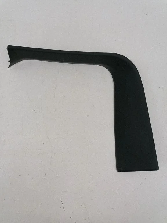 Aizmugurējā vāka apdare – BMW X5 E70 (2006-2013)