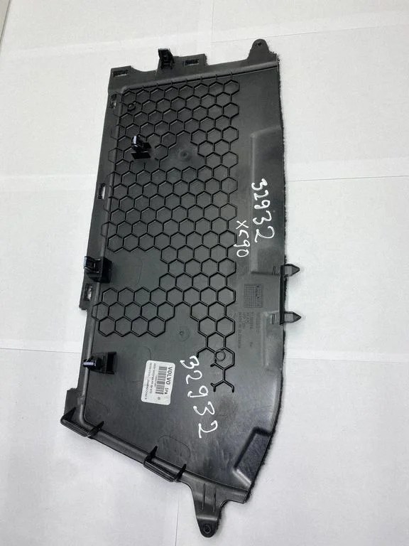 Other center console (tunnel) element – Volvo XC90 (2014-)