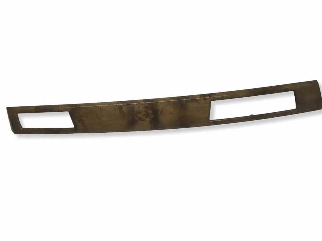 Panel trim 1231018