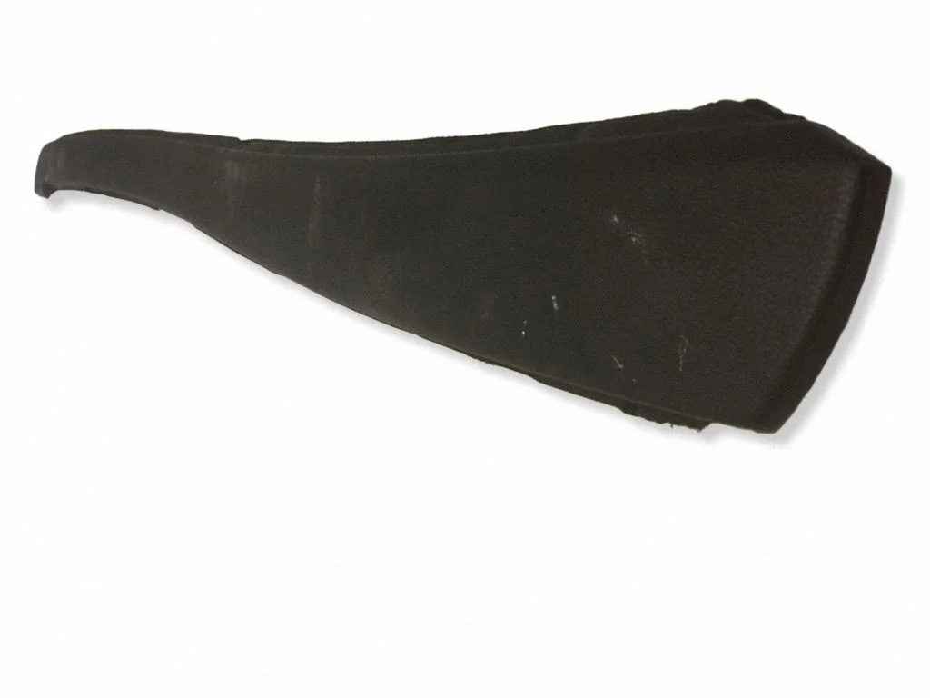 Panel trim 70W2066