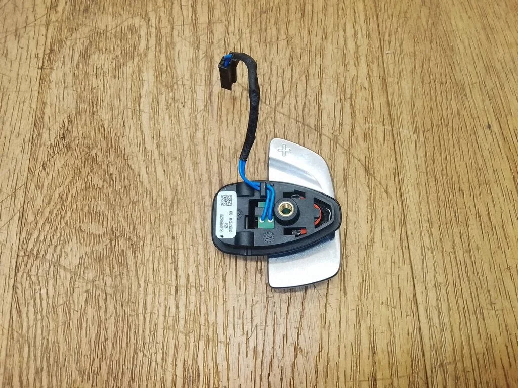 Gear shift switch/knob – Mercedes-Benz GLC-Class C253 (2016-)