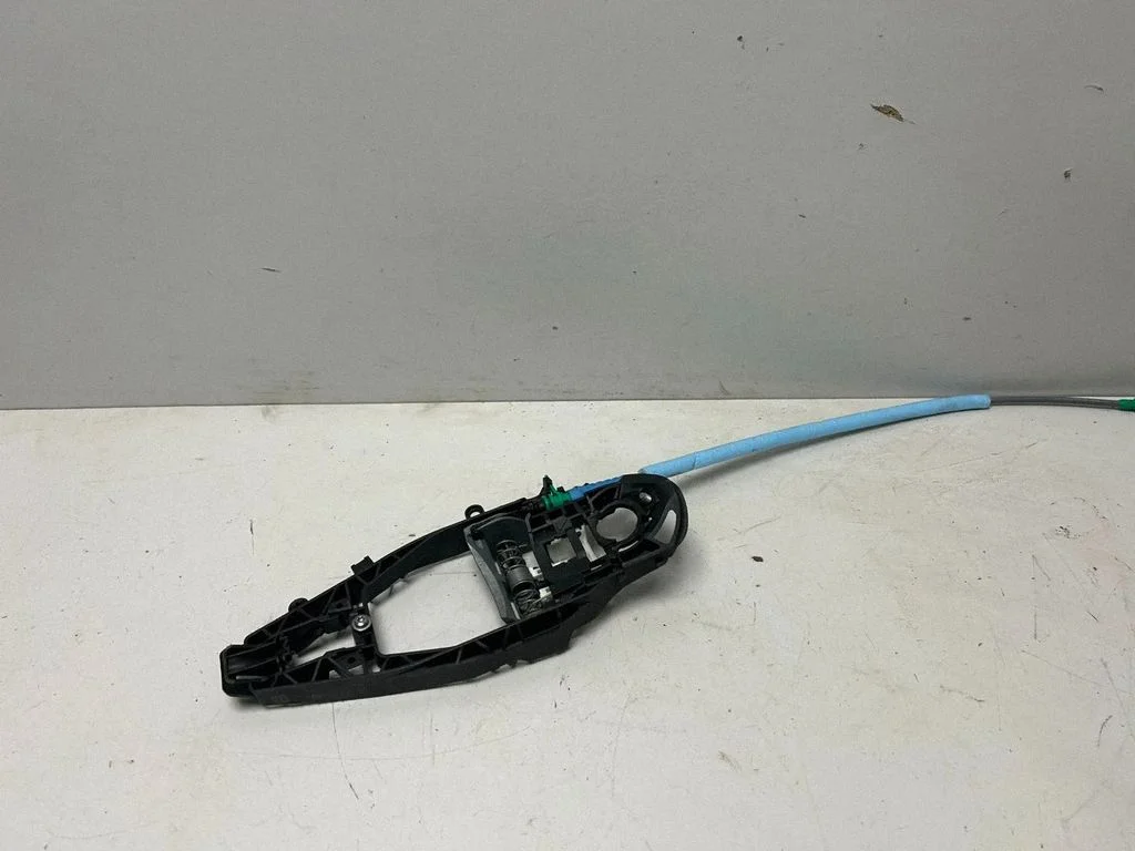 Esiukse sisemine käepide – BMW 3-seeria G20 G21 (2019-)