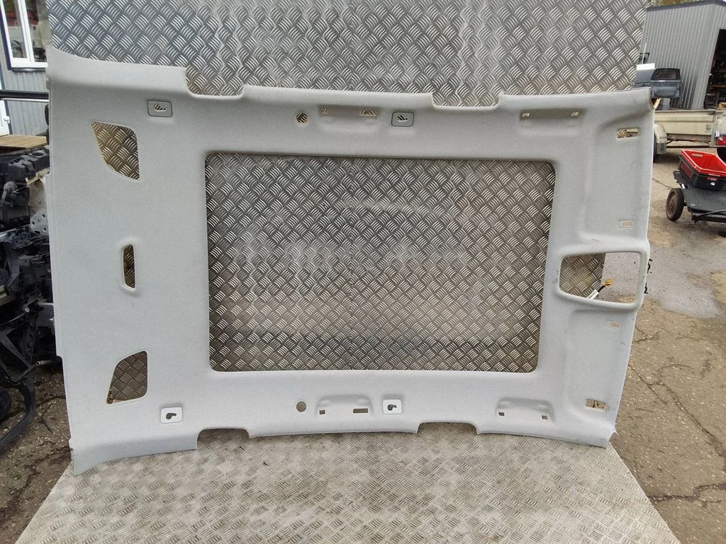 Headlining 4M0867506E