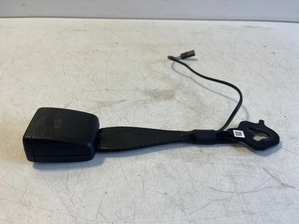 Front seatbelt buckle 4M0857755D