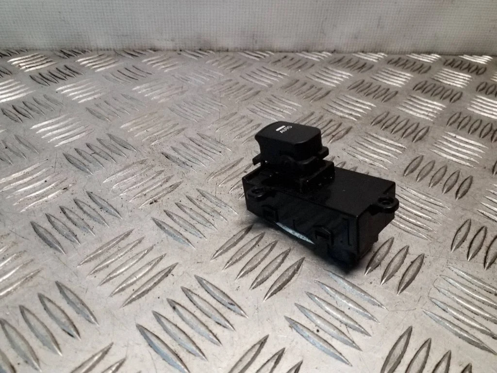 Elektrinių langų jungtukas