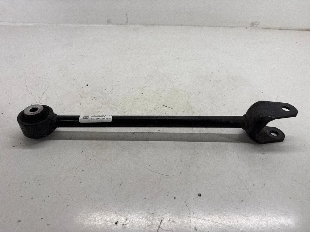 Rear control arm 104444400A