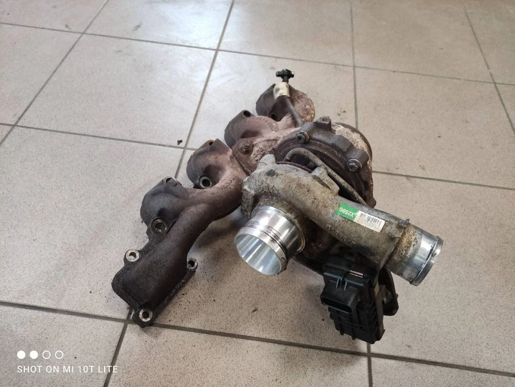 Turbocharger CU3Q6K682BB