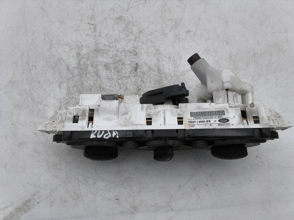 Climate control unit 7M5T19980BB