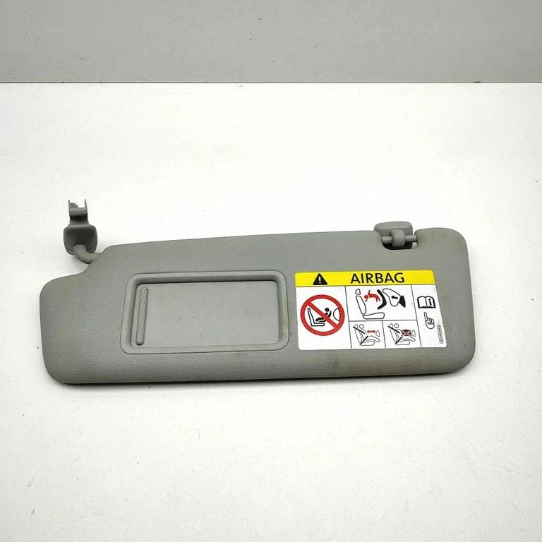 Osłona przeciwsłoneczna 5G0010844