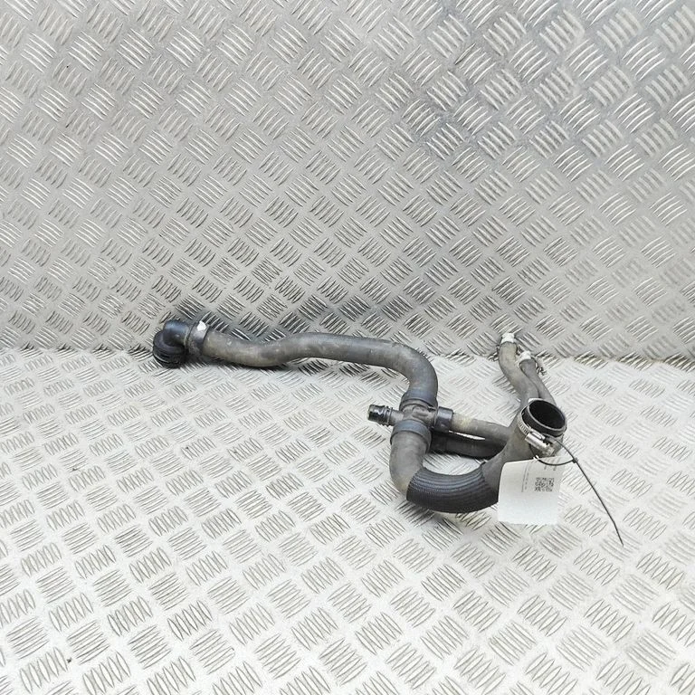 Przewody układu chłodzenia silnika 9809929180