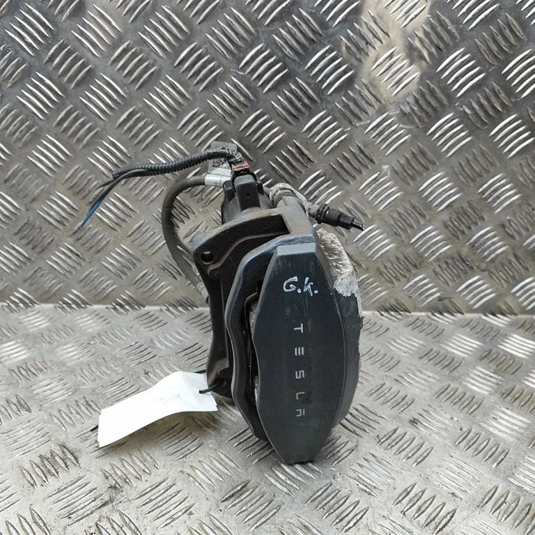 Rear brake caliper 108873400C