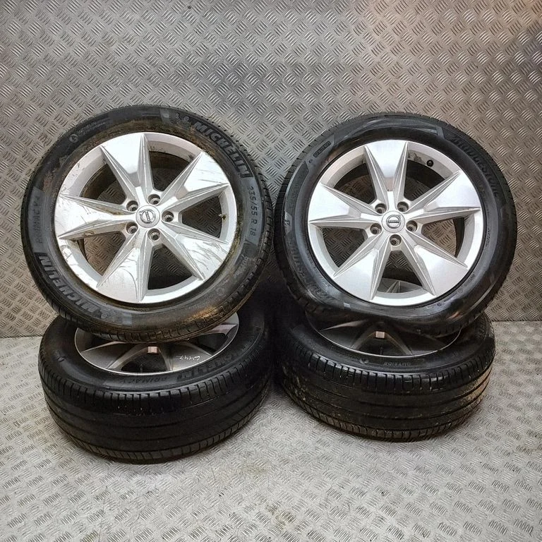 R18 vieglmetāla disks (-i) 31680200