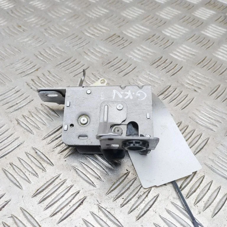 Zamek drzwi tylnych BK31V43286AE