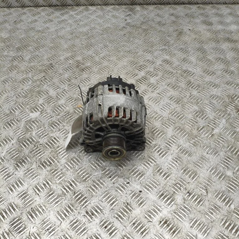 Ģenerators 03G903016