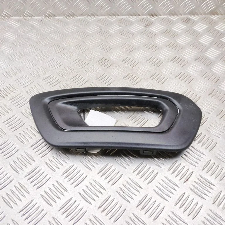 Kratka / ramka halogenu KK31R19953B