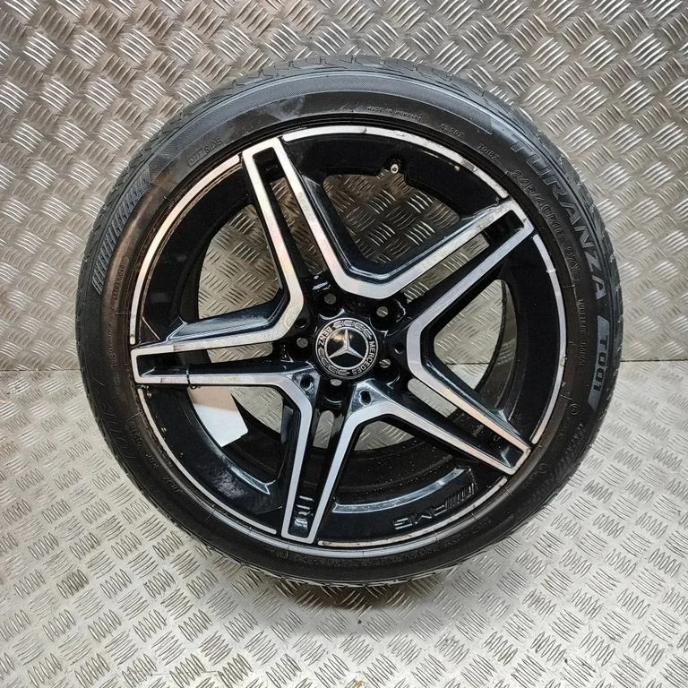R18 alloy rim A2054019600