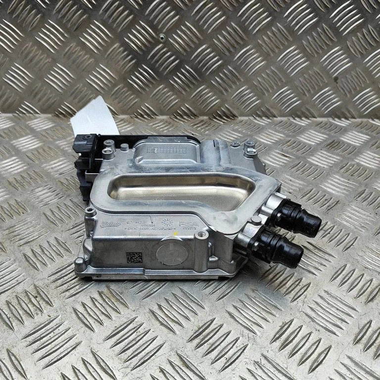 Invertors (sprieguma pārveidotājs) 9863021480