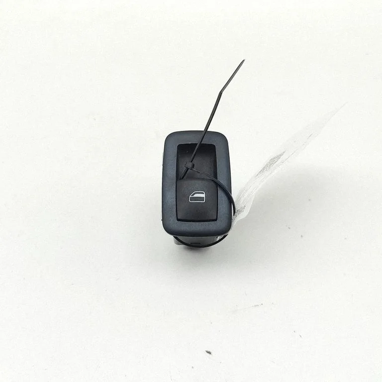 Elektrisko logu slēdzis 68214156AB