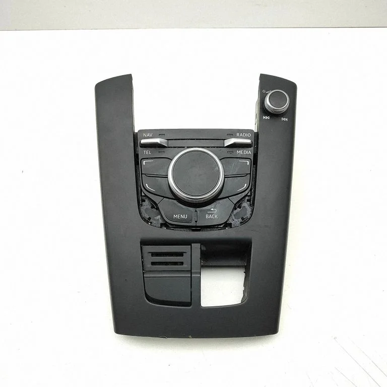 Kontroler multimediów 8V0919614P