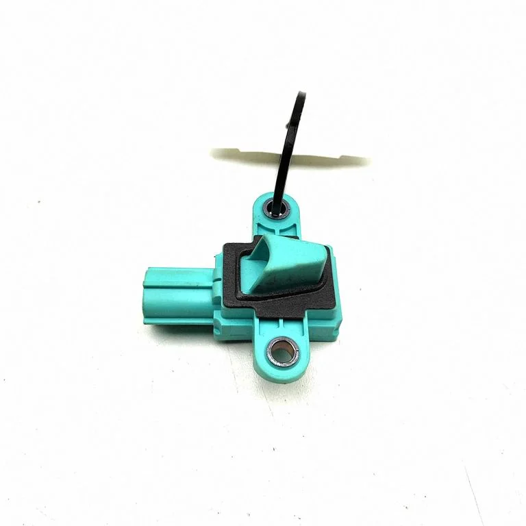 Drošības spilvenu trieciena sensors 8K0955557C
