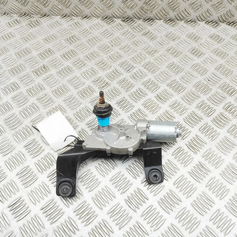Rear window wiper motor – Hyundai Grand Santa Fe NC (2014-2018)