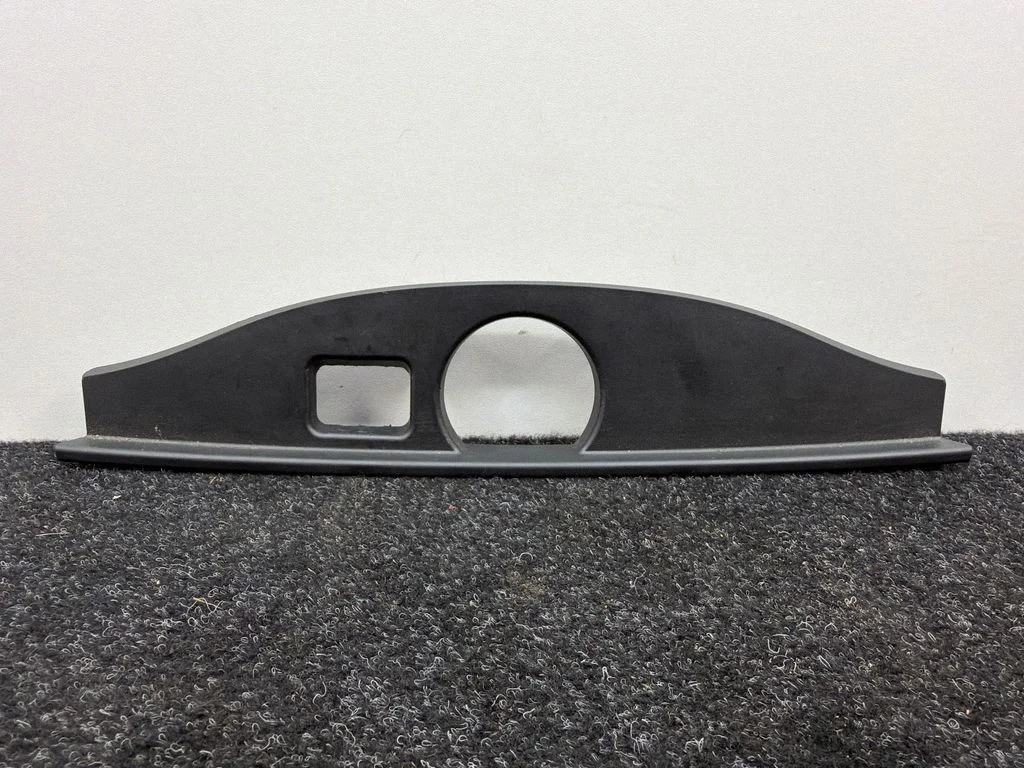 Tailgate trim 7263136