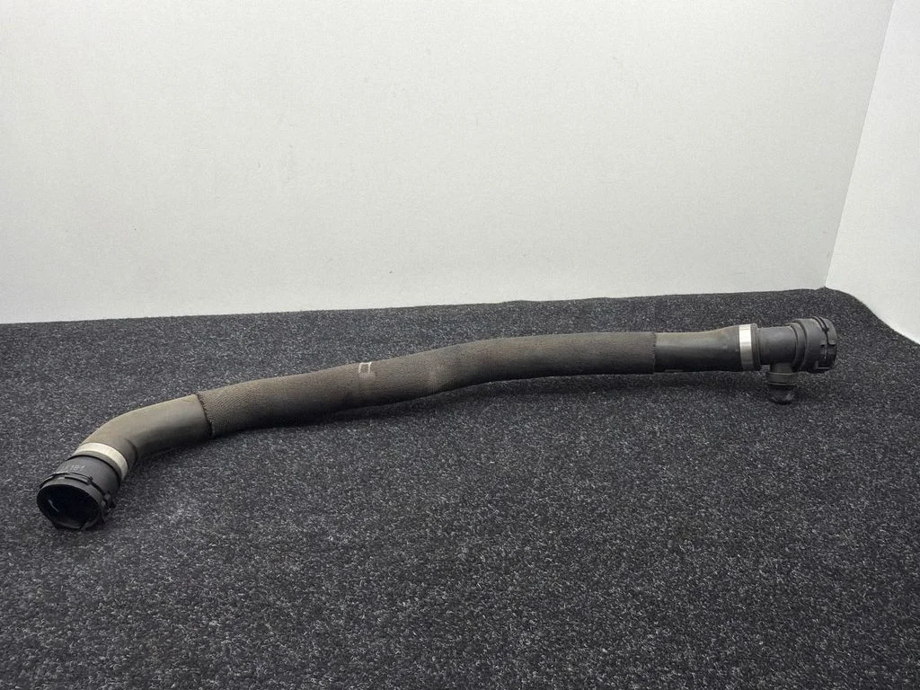 Engine coolant pipe/hose 8581028