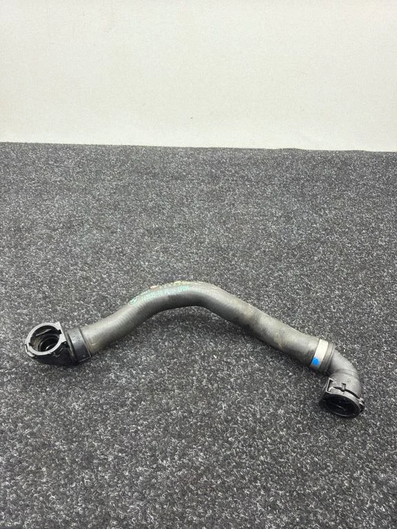 Engine coolant pipe/hose 9308346