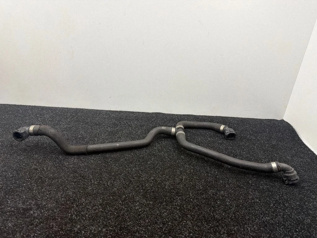 Engine coolant pipe/hose 8375796