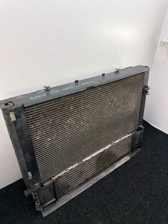 Radiatoru komplekts – BMW 1. sērija F20 F21 (2011-2019)