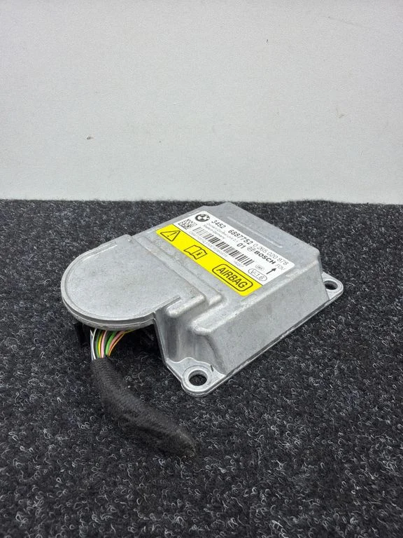 Airbag control unit/module 6887752