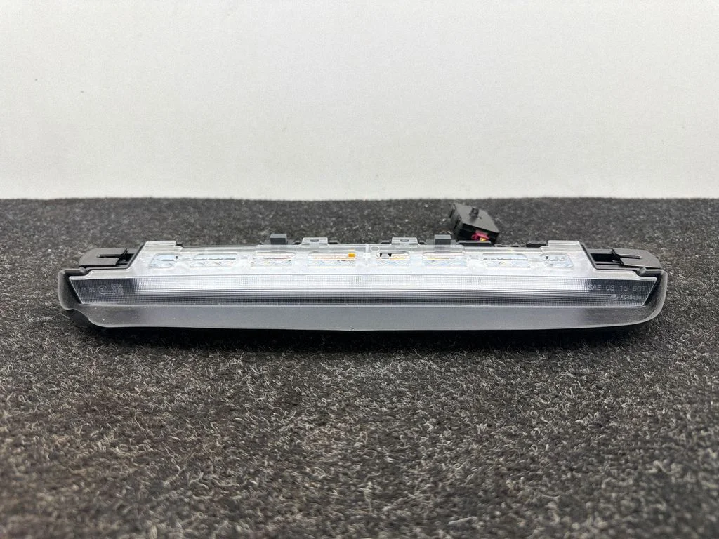 Third/center stoplight – BMW 5 Series G30 G31 G38 (2016-)