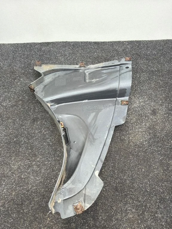 Front wheel arch liner splash guards 8055020