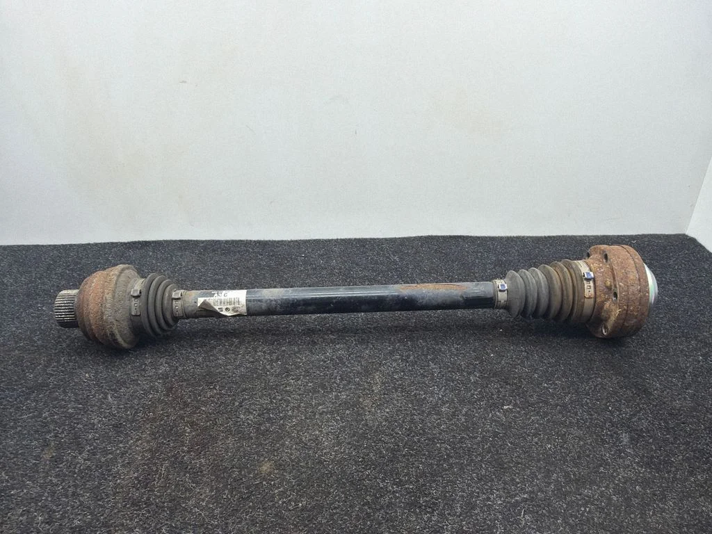 Rear driveshaft – Audi A7 S7 4G (2011-2017)