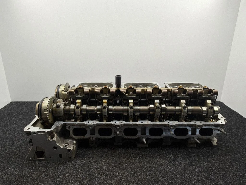 Engine head 7568270