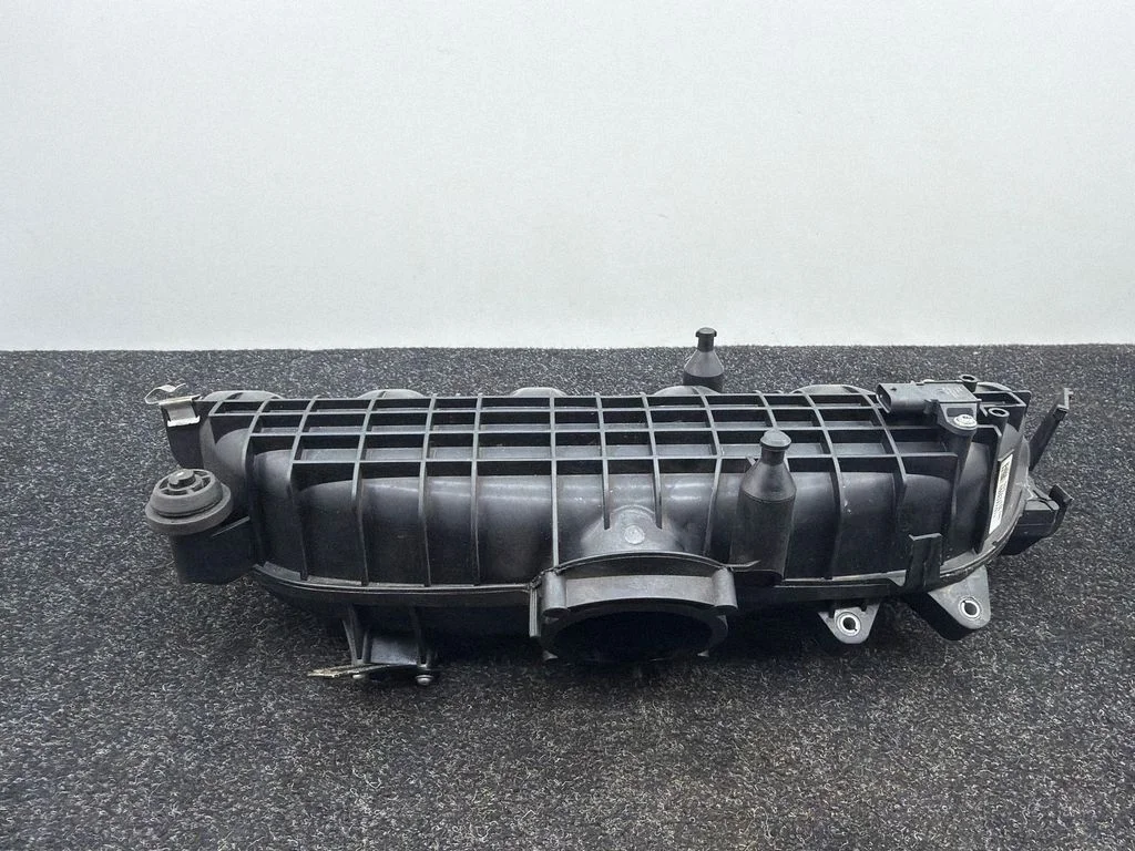 Sisselaskekollektor – BMW 4-seeria F32 F33 (2013-2020)