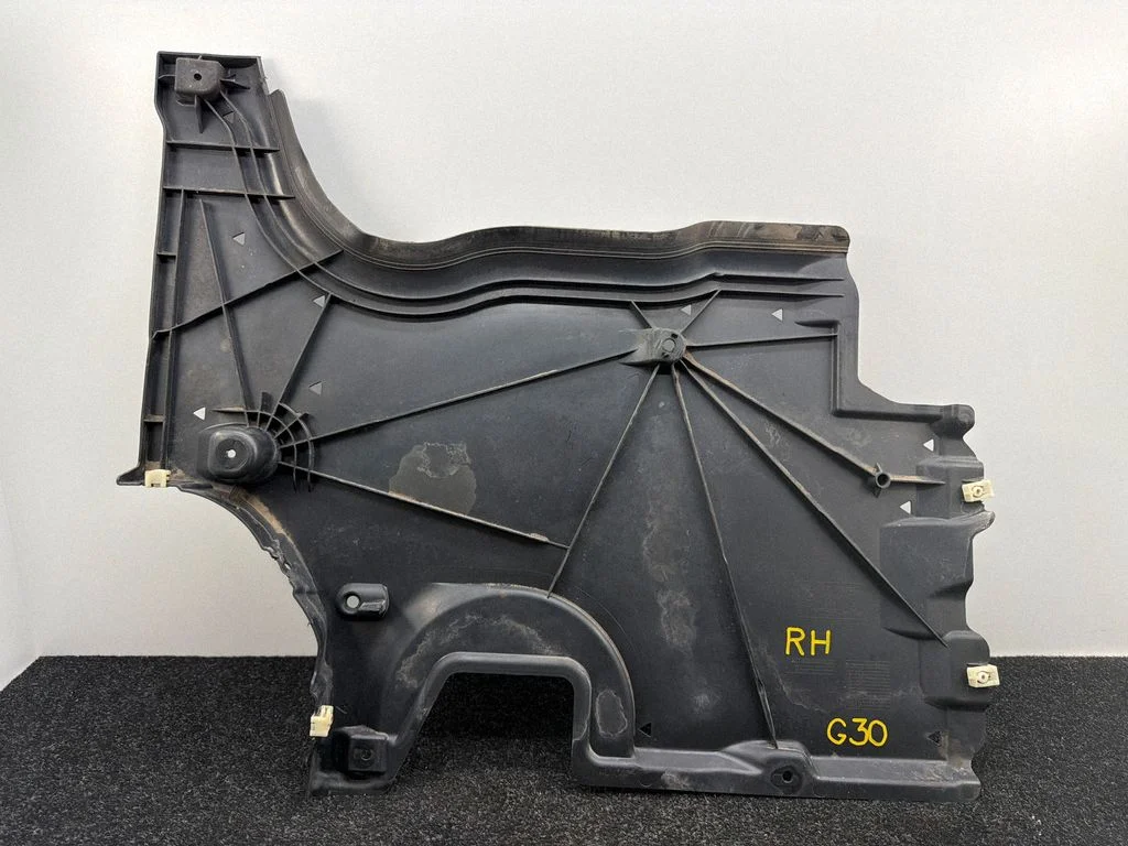 Rear underbody cover/under tray 7397582