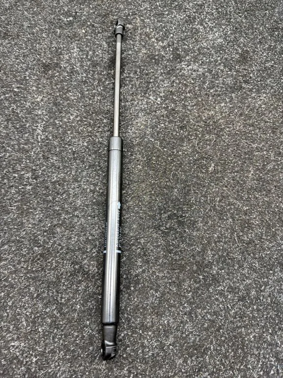 Tailgate/trunk strut/damper 8455910120N