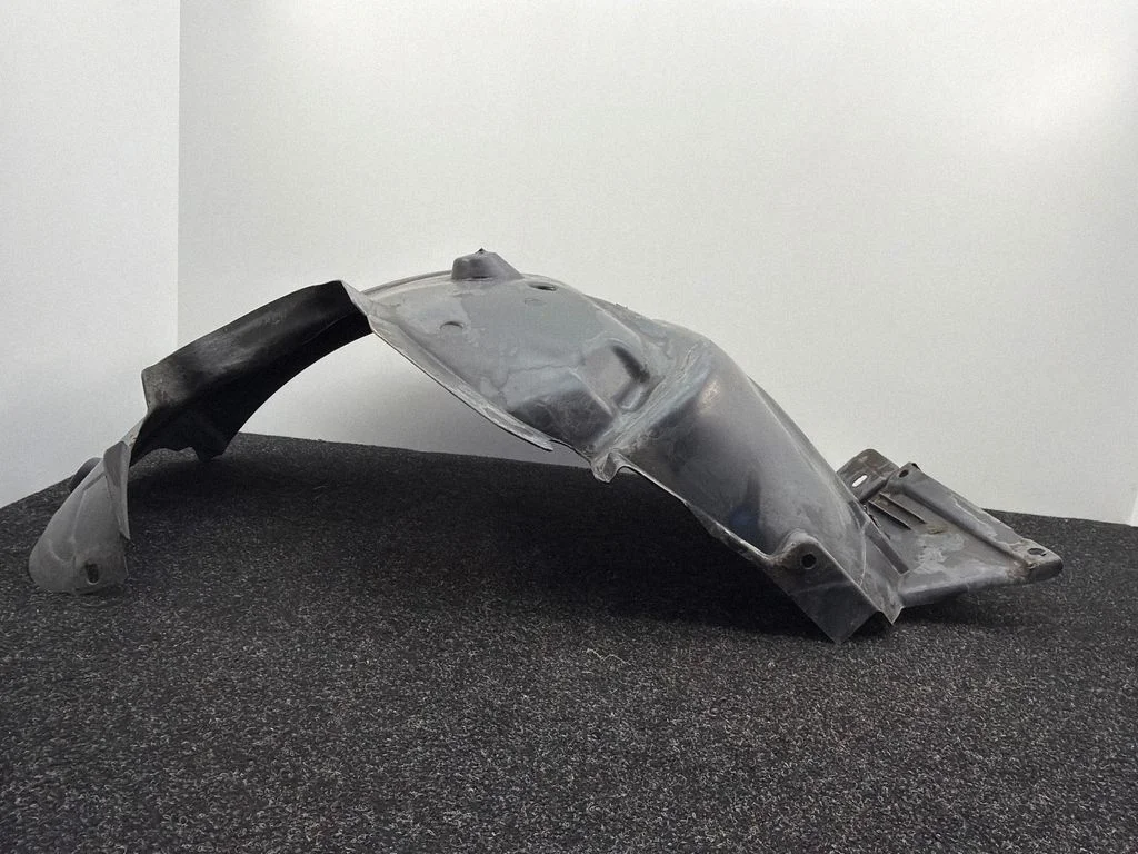 Front wheel arch liner splash guards 7059378