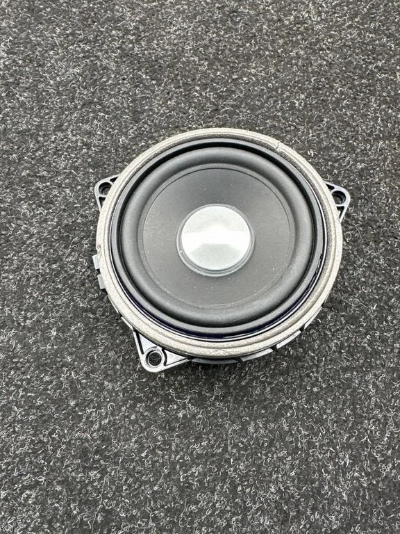 Front door speaker – BMW 6 Series F06 Gran coupe (2012-2018)